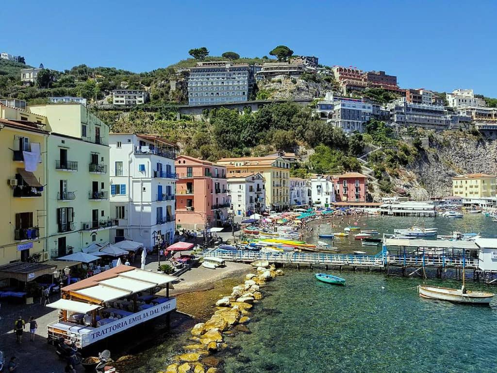 La Quiete A Un Passo Dal Centro Daire Sorrento Dış mekan fotoğraf